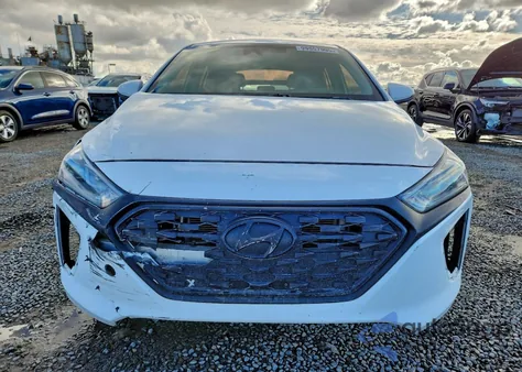2020 Hyundai Ioniq Blue z USA, uszkodzony, nr VIN KMHC65LC8LU186135
